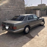 مارسدس رئاسي • ١٩٨٣ • رقم بغداد