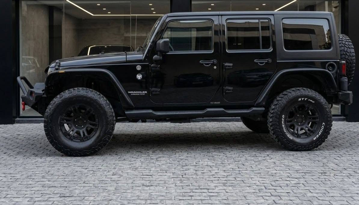 الرانجلر مش مجرد عربية، دي أسلوب حياة كامل
Jeep Wrangler | 2013 🏁

▪️ فابريكة بالكامل
▪️ عداد 145,000 كم
▪️ حالة ممتازة وجاهزة للفحص

🚨 متاح جميع أنظمة التقسيط
✔ مقدم يبدأ من 30%
✔ بدون استعلام ائتماني
✔ بدون حظر بيع
✔ فائدة تبدأ من 13%
المعاينة مدينة نصر 
للإستفسار والمعاينة 
01090551309
https://wa.me/201090551309


**إذا كنت صاحب هذا الإعلان وتريد حذفه لأي سبب، رجاءا أرسل رسالة إلى الدعم الفني**