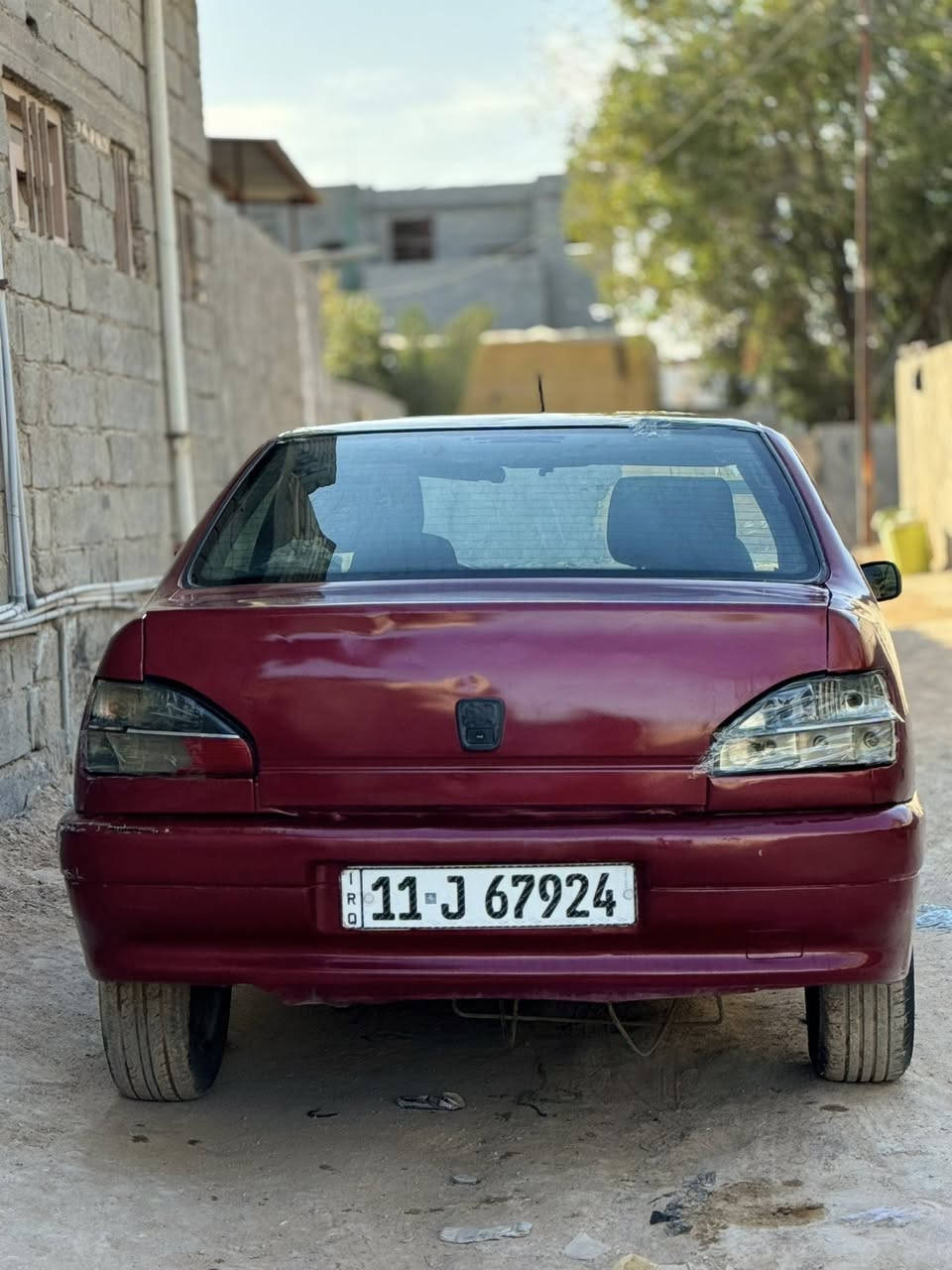 السلام عليكم سياره بيجو فرنسي موديل 2002 سياره كير مكينه كفاله السياره مكفوله من الضربه مصبوغه حزام جماليه تخم تاير جديد لايتات جدد مابيه تنقيص بيه نواقص شي قليل تجي تكلبه وبيك خير وتدلل السعر 31 وبيه مجال للطيبين وشرايه التواصل اتصل علا ***********///***********
