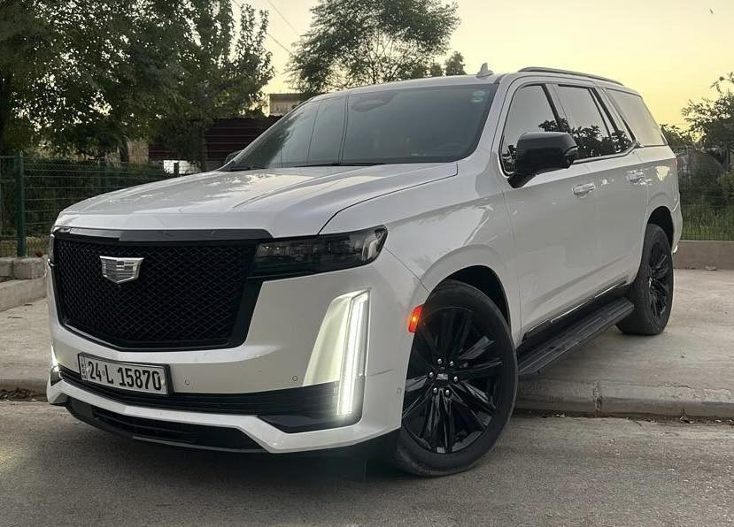 السلام عليكم.
 الفخامة / كاديلاك اسكاليد 2021گاز 
وارد كندى كفالة عامة كلين حتى دعاميات بشرط 
The New Cadillac Escalade 600 2022 Sport - Black Edition
كيلومترات: 62 mile
عدد الاسطوانات: 8 سلندرات
حجم المحرك: 6.2 لتر
قوة حصان: 420HP
فتحة سقف: پانوراما 
نوع المقاعد:  تدفئة - تبريد - مساج
أكياس هوائية: 12
الشاشة: 4
نظام الصوتAKG 36 Speaker
HUD
المستشعرات: مساعد أمامي وخلفي ونقطة عمياء
الكاميرا: 360 درجة
حجم الإطارات: 22
المكان دهوك
للمعرفة السعر اكتب في تعليق رقم 2 
ليس في الكروب ع صفحة 
للاستفسار واتس اب  
***********

0771 612 1872
