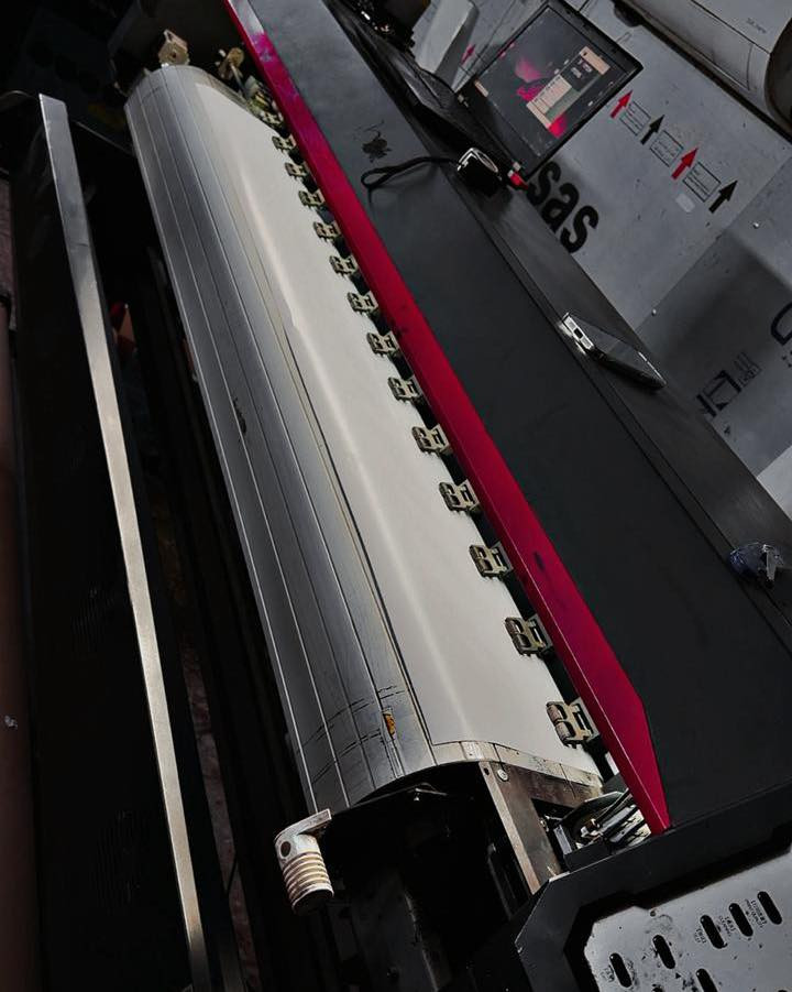 للبيع 
طابعه يوفي فلات قياس ١٢٠سم *١٠٠سم 
نوع  انفنتي 
طابعه فلكس ٣.٢٠م   ٢ هيد نوع الهيد xp600
طابعه فلكس قياس ١.٦٠م نوع الهيد xp600
مكينه سي ان سي cnc قياس ٣.٢٠م 
المكائن كلهن شغلات و اي مشكله ما بيهن
موقع السعدون ساحة النصر 
للاستفسار ***********
