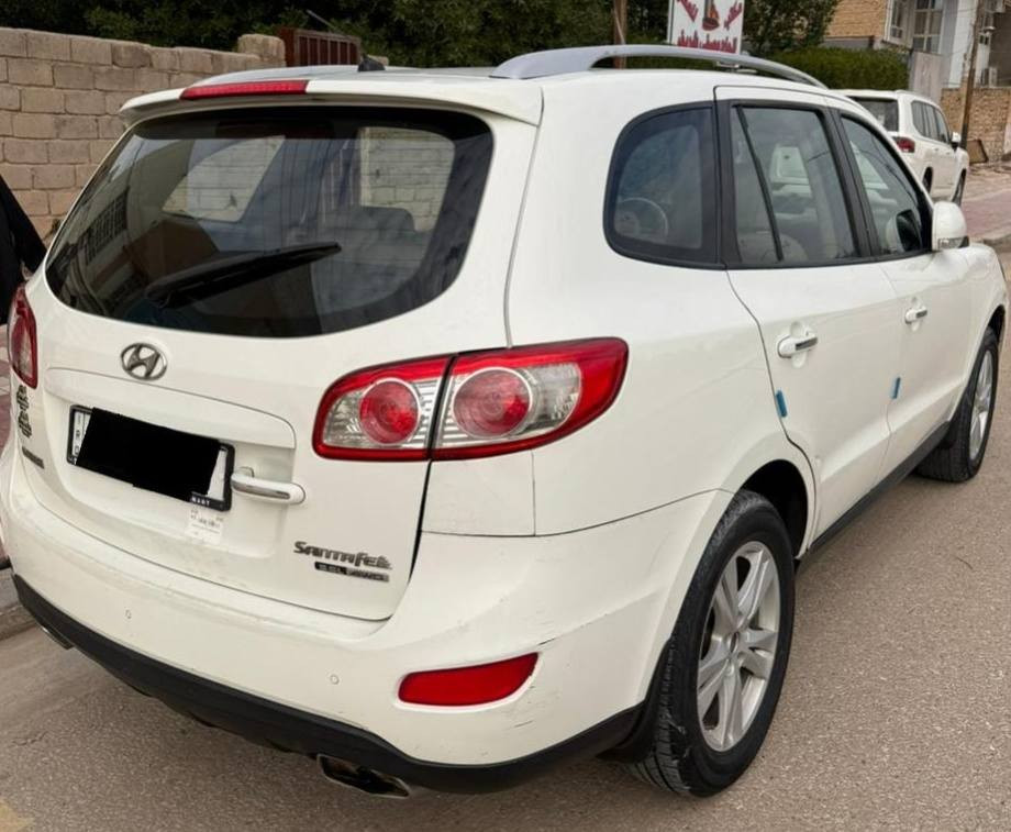 سنتافي مديل ١١ اريد امراوس بسياره هم عاليه بس احدث ونتفق على الفرق
بيه باب العبري ضربه ابو ستوته ومصبوغه ابمكانه مامفتوحه ولي يحب يتواصل وبالخدمه
***********
