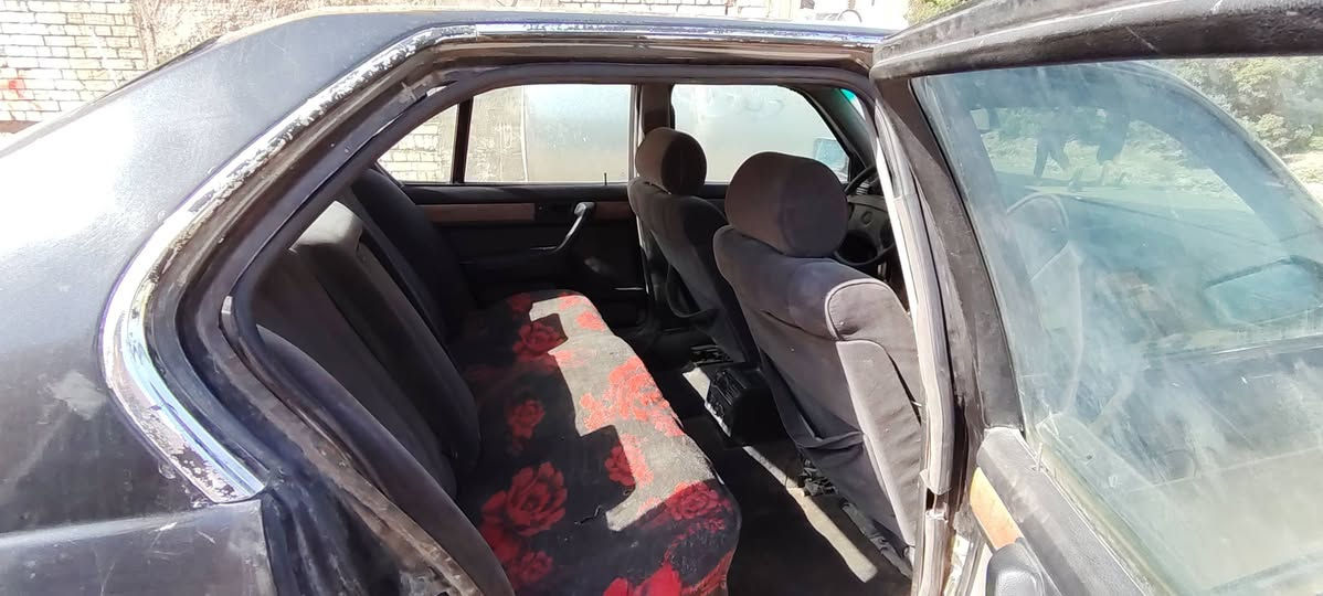السلام عليكم bwm موديل 1993 740i v8 عليها غرامه 400 تنزل من الحساب تبريد شغال مكينه وكير كفاله رقم دولي سعرها 35 وبي مجال بسيط
***********
***********
