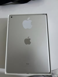 آيباد 9 • ٦٤ • قلم ابل جيل1