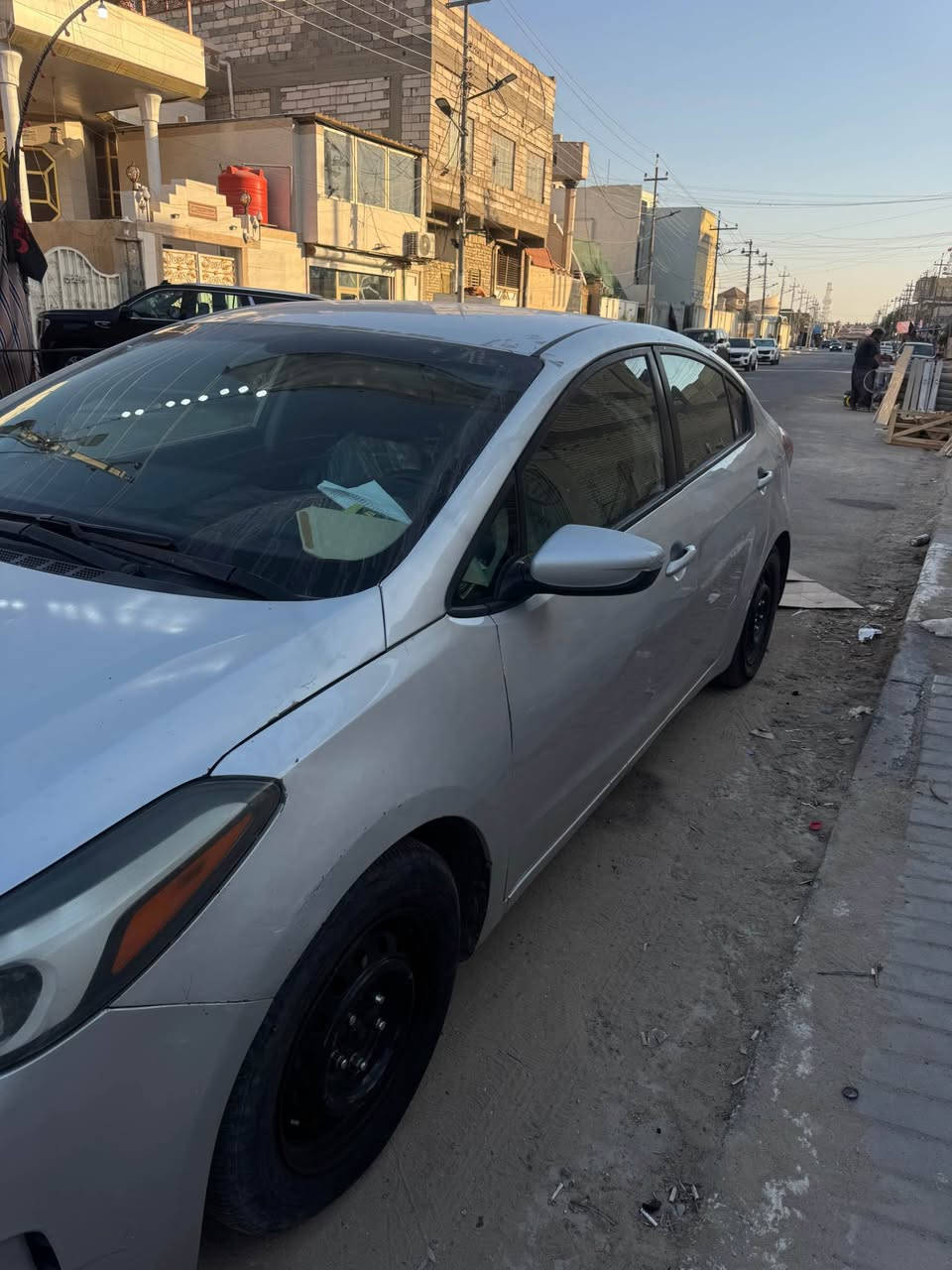 السلام عليكم كيا فورتي 2018
مكينه 2000دوش كير AT المرغوب 
رقم بغداد الجديد بأسمي سنويتها لل30
كير مكينه تبريد حداده كفاله 
***********
مكاني بصره حكيميه البصرة, العراق
