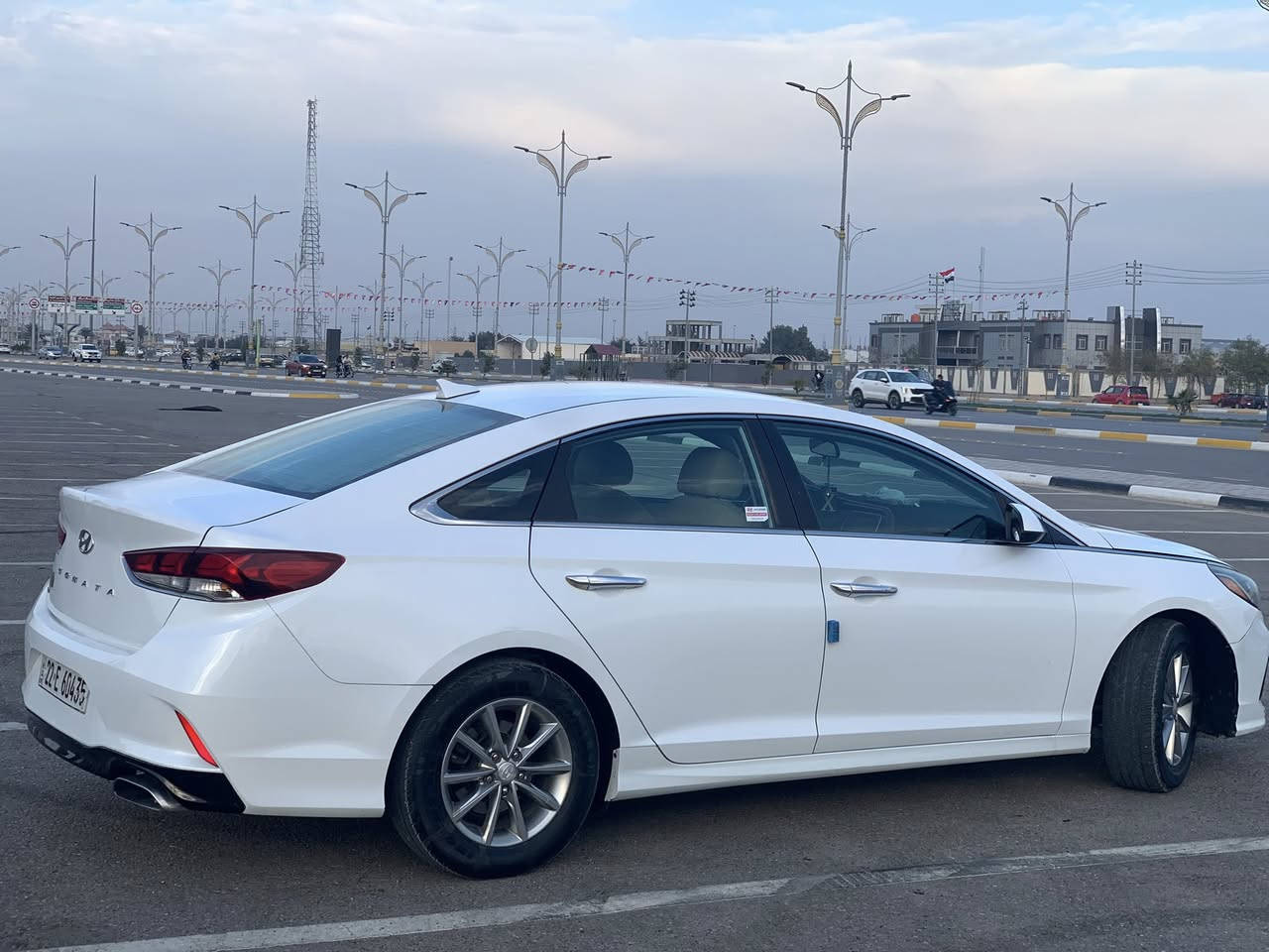 السلام عليكم … سوناتا ٢٠١٩  أمريكي SE محرك GDI 2400  حادثها بنيد بامريكا  رقم أربيل السنوية لنهاية ال٢٠٢٦ تريد تحويل تريد وكاله صور السونارات موجوده وتجي تفحص وبيك خير وتدلل مواصفات نص فول 
تحكمات ستيرن 
رادارات ٣٦٠ درجة 
مانع انزلاق 
كار بلاي
وضعيتين قيادة 
تحكم مرايات كهربائي 
تبريد تدفئه شغال 
كامرة خلفيه 
گير اوتو - عادي 
السياره بالحقيقه احلى من الصور 
السعر 140$
مكان كربلاء المقدسة 
***********
***********
