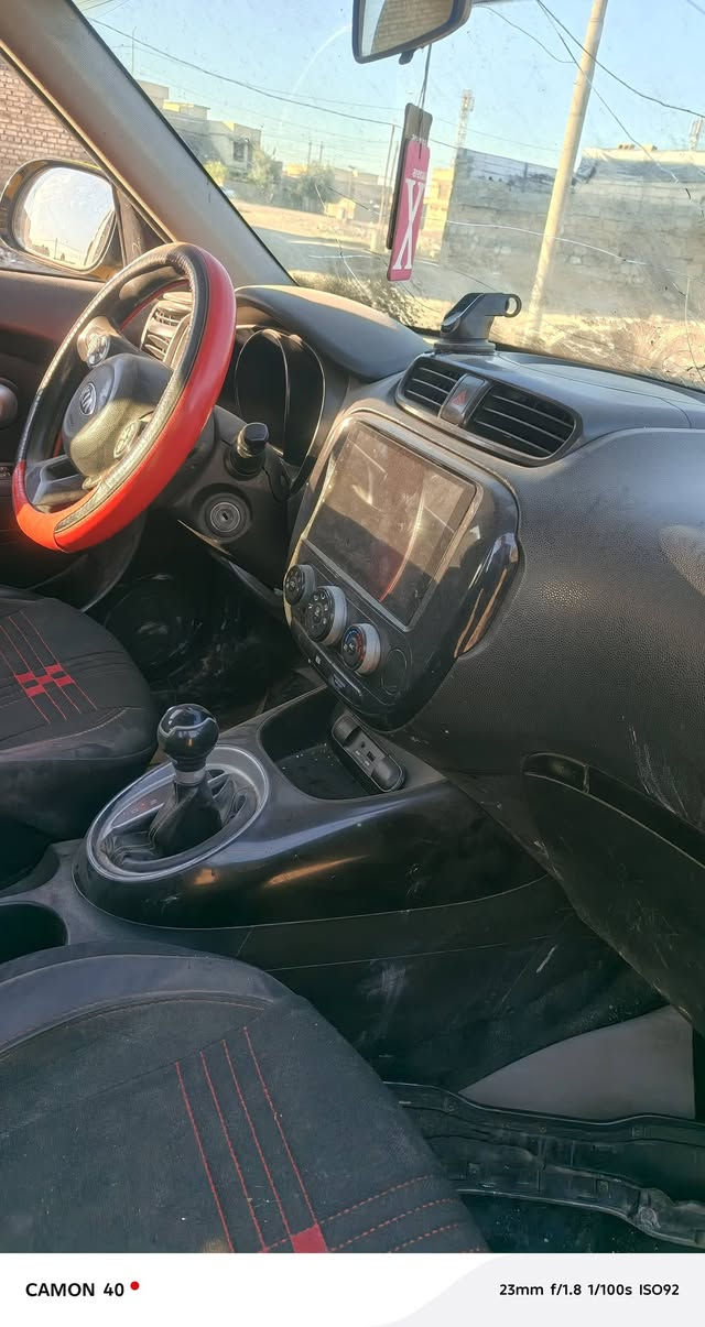 سلام عليكم الحمدلله لله ع كل حال كيا صول ٢٠١٤ احتركت الضفيره مالته الله يجفيكم الشر السياره عرضته للبيع كير مكينه كفاله صدر خير من الله دواخل غرفه جديده جامه خلفيه جبته جديده ونص الغراض مال الضفيره جايبه باقي شي قليل المهم السياره مكانه بغداد ابيع واقع   سياره كشرته كلش نضيفه تخم تاير بيه المنطقه سبع البور رقم الهاتف *********** بيع مستعجل
