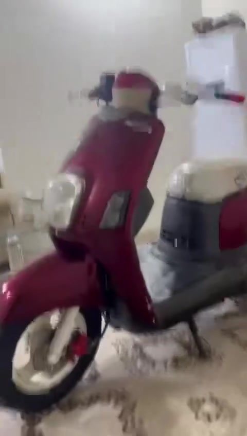 سلام عليكم عندي هاي دراجه بولسي اريد ابيعه كوم حديد 400 وبيه مجال  عنواني جبيله


**إذا كنت صاحب هذا الإعلان وتريد حذفه لأي سبب، رجاءا أرسل رسالة إلى الدعم الفني**