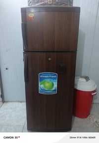 ورحمة الله ثلاجه نضيفه وحلوه تجميده حلوو برودهته حلوه سعر 200 وخمسين و...