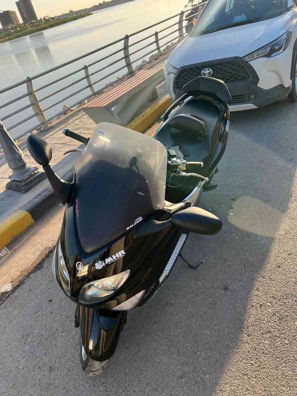 السلام عليكم
T MAX 2008 
كفاله عامه شرط ربع متصرف عليهه 
الدراجه خير من الله وبيهه غراض

سستم نيكلات كامل اصلي
 قاعده رقم كاربون اصلي +ستيرن  رياضي+ جامه مالوسي + تجوه اصليه +كامرات امامي خلفي + زوج تايرات اصلي 

العنوان : الكريعات
الاستفسار  فقط :***********

