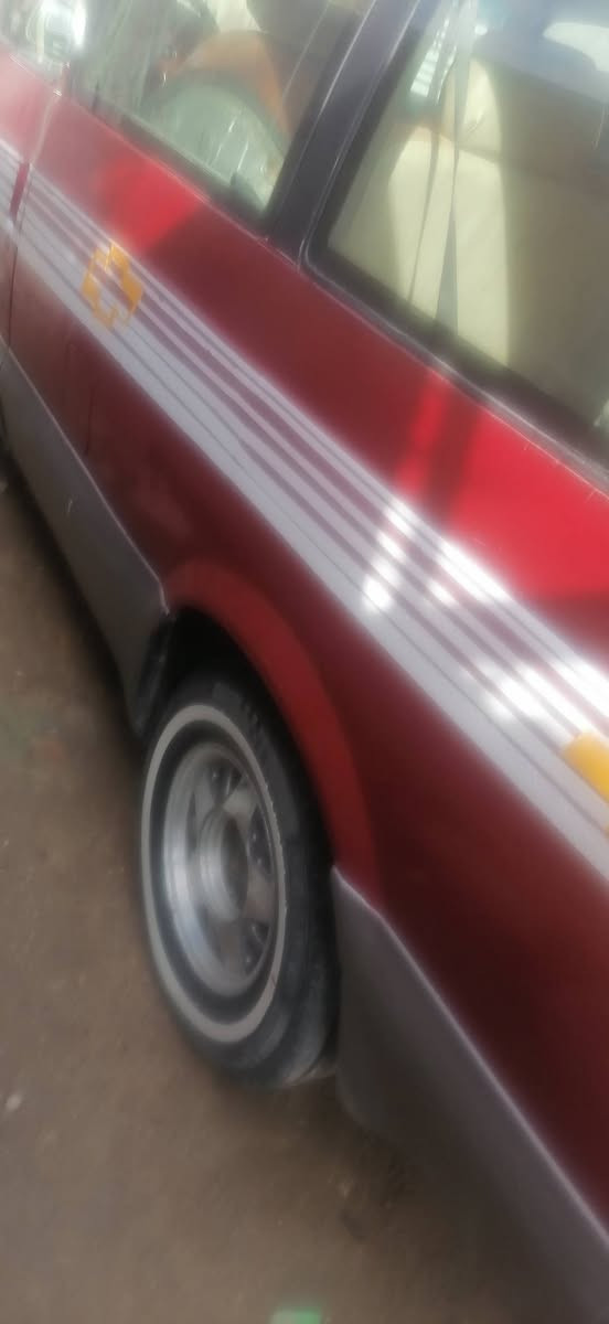 السلام عليكم سياره فان استرو موديل ٩٧ جاهزه من كلشي رقم بغداد ألماني مشروع وطني السعر٣٨ وبيه مجال وذا مراوس اراوس العنوان الناصريه مركز رقمي ***********
