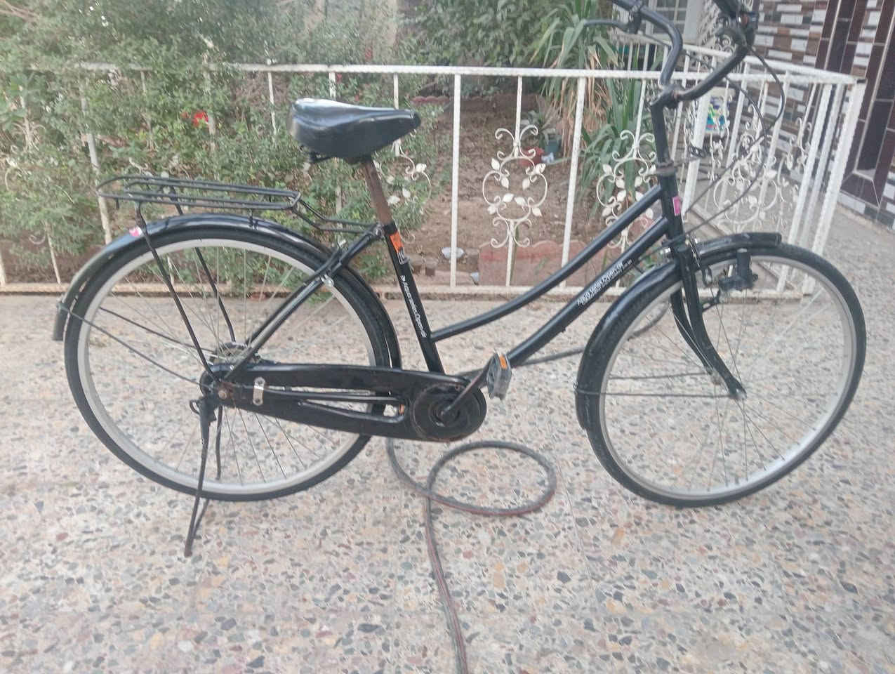 السلام عليكم بايسكل البيع حجم 26جديد استعمال قليل مابي اي عطل والسعر 85بي مجال قليل المكان بغداد الحسينيه الراشديه الجريخي الاستفتار خاص *********** الرقم
