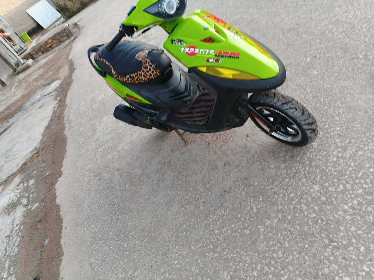 السلام عليكم شباب ماكس 55 مزوده دراجه نضيفه وشلعه ومعدل دراجه بيه صالنصه صجميه ودبلات وكفرات اصليات 4ولفات  دراجه سواده كله مولح  مكاني بابل اسكندريه ‏‪***********‬‏
