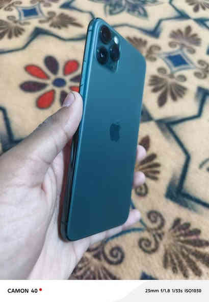 يالله 
آيفون ١١ برو ماكس 
كامل ملحقات باكيت وكيبل 
بطاريه 78 ذاكره 256 ضمانك تفحص بالماء لا مفتوح ولامبدل ولاشي
سعره 380 وبي مجال او مراوس 
*********** 
اتصال و واتس
