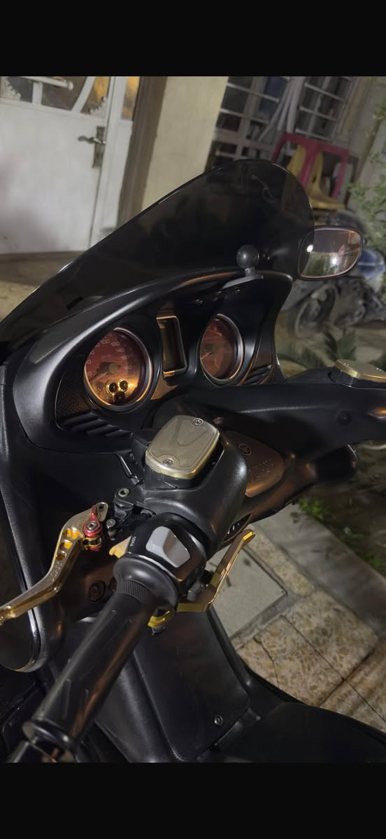 سلام عليكم تيماكس ٢٠٠٨ كفاله للبيع
ماشيه ٣٥km
سويجات عدد ٢
تزويد البيها كله اصلي 
مكاني بغداد المشتل ***********
