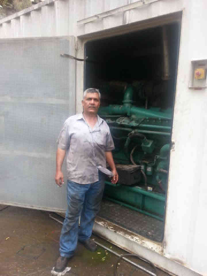 نقدم خدمات تصليح جميع أنواع المولدات والمعدات الثقيلة في ورشة بغداد. نقدم لك خبرتنا ومعرفتنا لضمان أفضل النتائج لكل أعمال الصيانة. 
رقم الهاتف ***********
