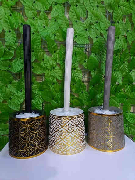 السلام عليكم 
تم بعون الله وصول بضاعة صيني مشكل 
البيع جملة فقط 
العنوان: بغداد وزيرية صناعية 
التواصل:***********
