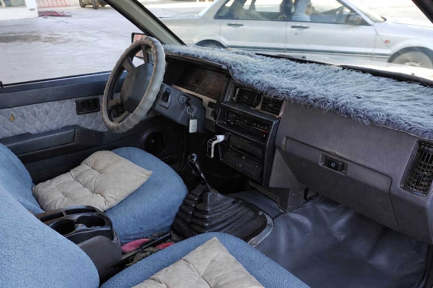 🚗 نیسان پاسفاندەر بۆ فرۆشتن  

🔹 جۆر: Nissan Pathfinder  
🔹 مۆدێل: 1989  
🔹 تایبەتمەندی:  
✔️ سڵاید  
✔️ جام کارەبا  
✔️ دەبڵ ئەکسل  

📄 سەنەوی: تەحویل بەشەرت مەشرع وەتەنیە  
⛽ کۆبۆنی بەنزینی کەرکوکی هەیە  
📅 سەنەوی تازە تا 2028  

📞 ژمارەی پەیوەندی:  
***********  
***********  

💰 نرخ: 26 شمشمل, السليمانية
