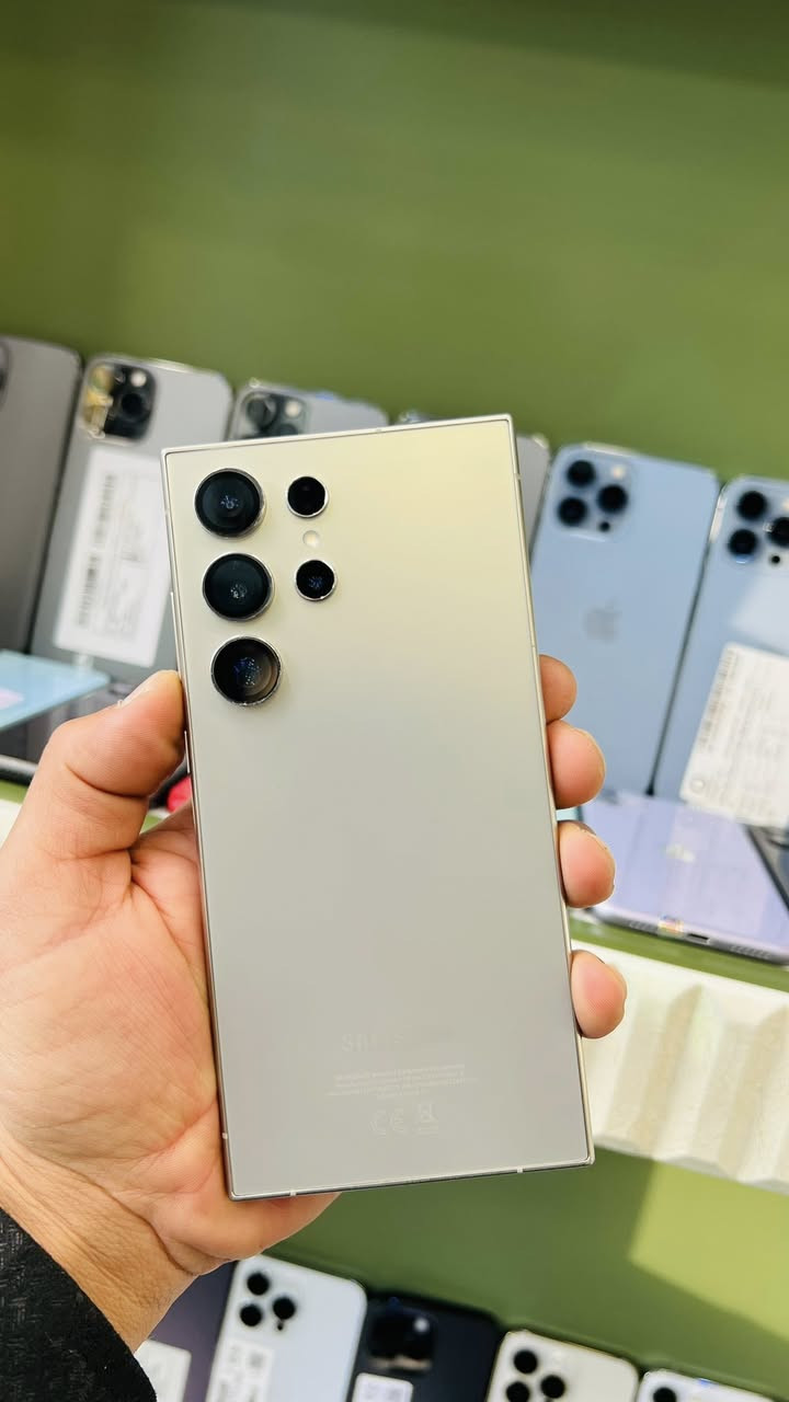 التره s25 _ s25   للبيع  نقد _ اقساط
مساحه 256  أجهزه كلش نضيفة كامله مع ملحقات 
الأستفسار اكثر 
***********
