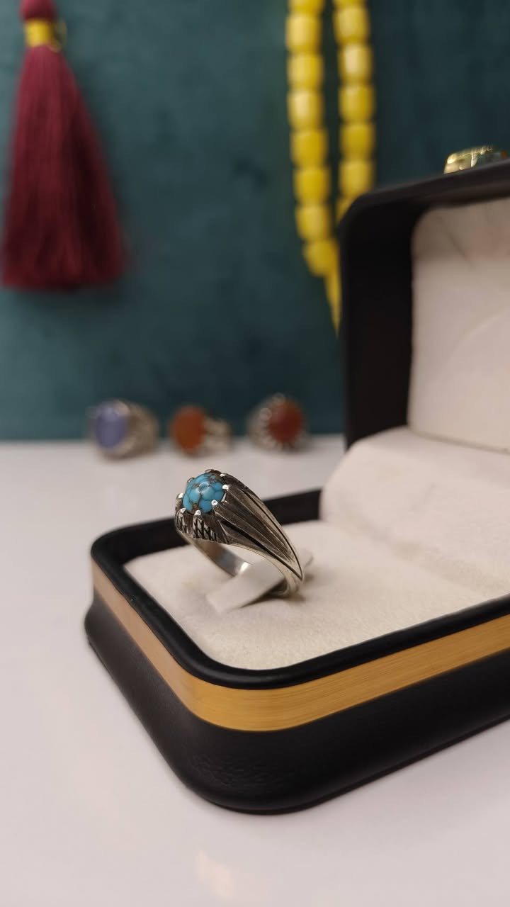 خواتم فضه عقيق 💎
صياغات ثقيله 
يوجد توصيل داخل الناصريه فقط 

***********
