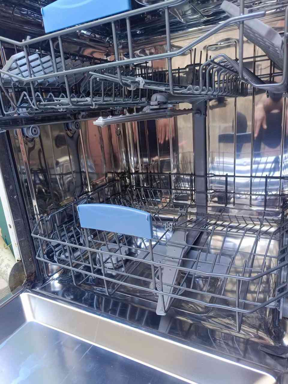 غسالة فستل نضيفه ما بيه خياس حتى سلاتهة جديده للبيع 
***********
