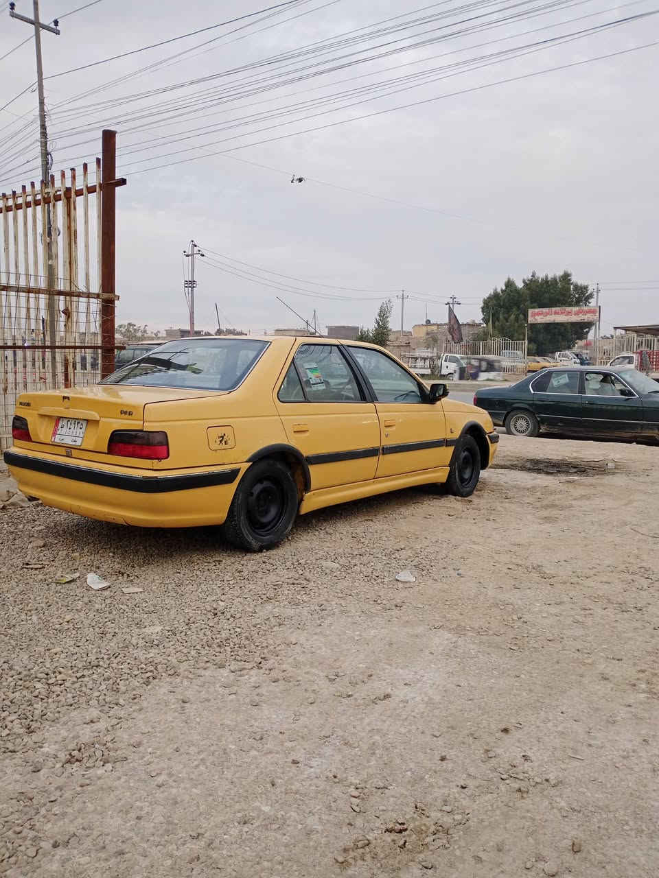 سلام عليكم بيجو بارص مديل 2010سياره خير من الله كير ومكينه وتبريد ثلج صدر جديد تخم تاير جديد دوشمه جديد سياره مكفوله من ضربه القويه سنويه لل 27مصفره هيه وقرامات مكان سياره بغداد معامل باويه مراوس حسب القناعه السعر 28وبيها مجال اتصال ***********
