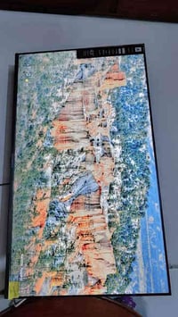 شاشة ٤٣ • نضيفه جدا • مع الكارتون