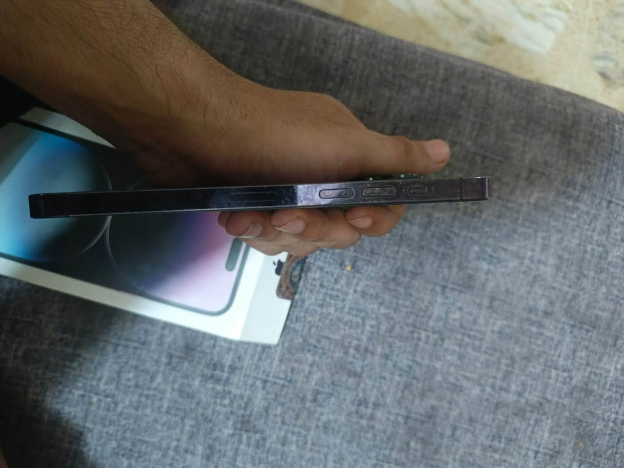 السلام عليكم. 14برو ماكس
ذاكره:256
بطاريه :76
ماستر كارتونه موجوده
السعر 750 وبيه مجال


**إذا كنت صاحب هذا الإعلان وتريد حذفه لأي سبب، رجاءا أرسل رسالة إلى الدعم الفني**