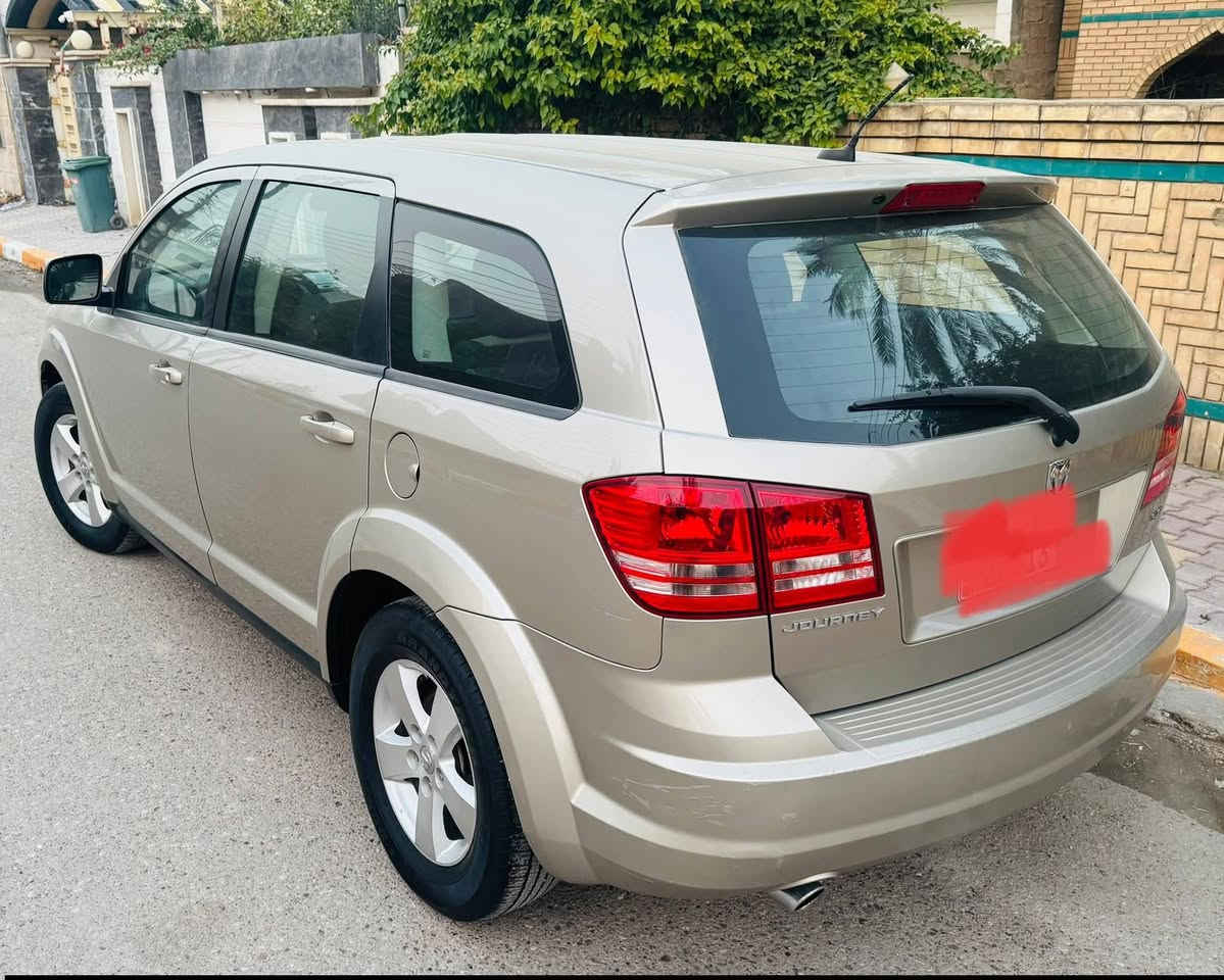 مستعجل جورني 2010 بصره بأسمي مكانها ذي قار مكفولة كفاله من الضربه والصبغ وابارد بس بيها خياس أقل الاصبع بلباب محرك 3500 المرغوب سياره كامله مكمله السعر 105 
للاستفسار اكثر ‏‪0788 293 3612‬‏
