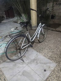 مقاس ٢٦ • ابيض • سرج جديد