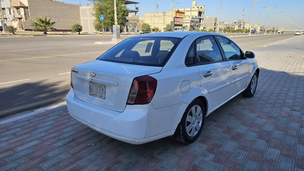 اوبترا 2012
رقم نجف 
السيارة جاهزة من كل شي 
بيه ربع باب و ربع جاملغ كفالة من ضربة 
حدادية كهربائيات تدفئة تبريد كير محرك 
كلش حلوة 
مري شفط 
مكانها كربلاء 
ب 77 و بيها مجال للطيبين 
***********
