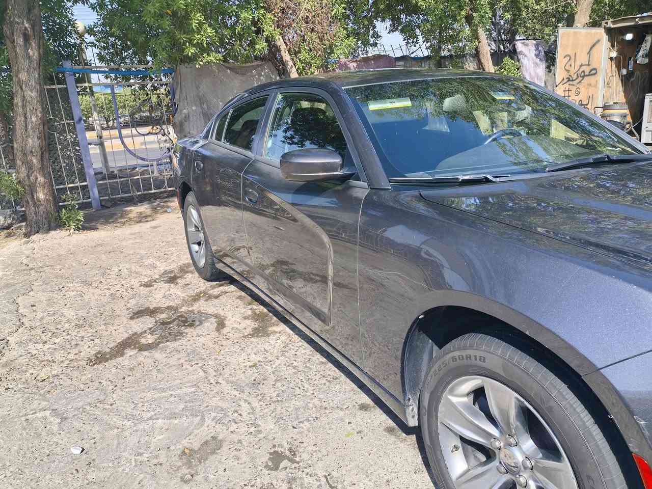السلام عليكم جارجر ٢٠١٥  SXT مكينة ٣٦٠٠ مكينة كير تبريد اكسل تخم تاير بيه ٣قطع صبغ بدون داخل  السيارة جاهزة خير من الله ماشية ١٥٤الف مكاني بغداد سعر ١٥٢ وبيها مجال سونار موجود ***********
