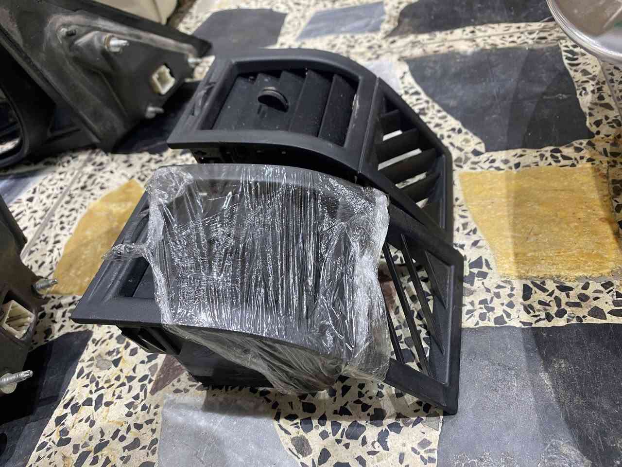 للبيع رقمي واتساب فقط توصيل موحود 
غراض اوبامه ١٠ 
***********
