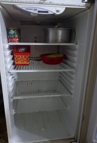 ثلاجه كونكورد حجم كبير مع مجمده تكمه شغالات مداخلات مصلح سعر 300 مع مج...