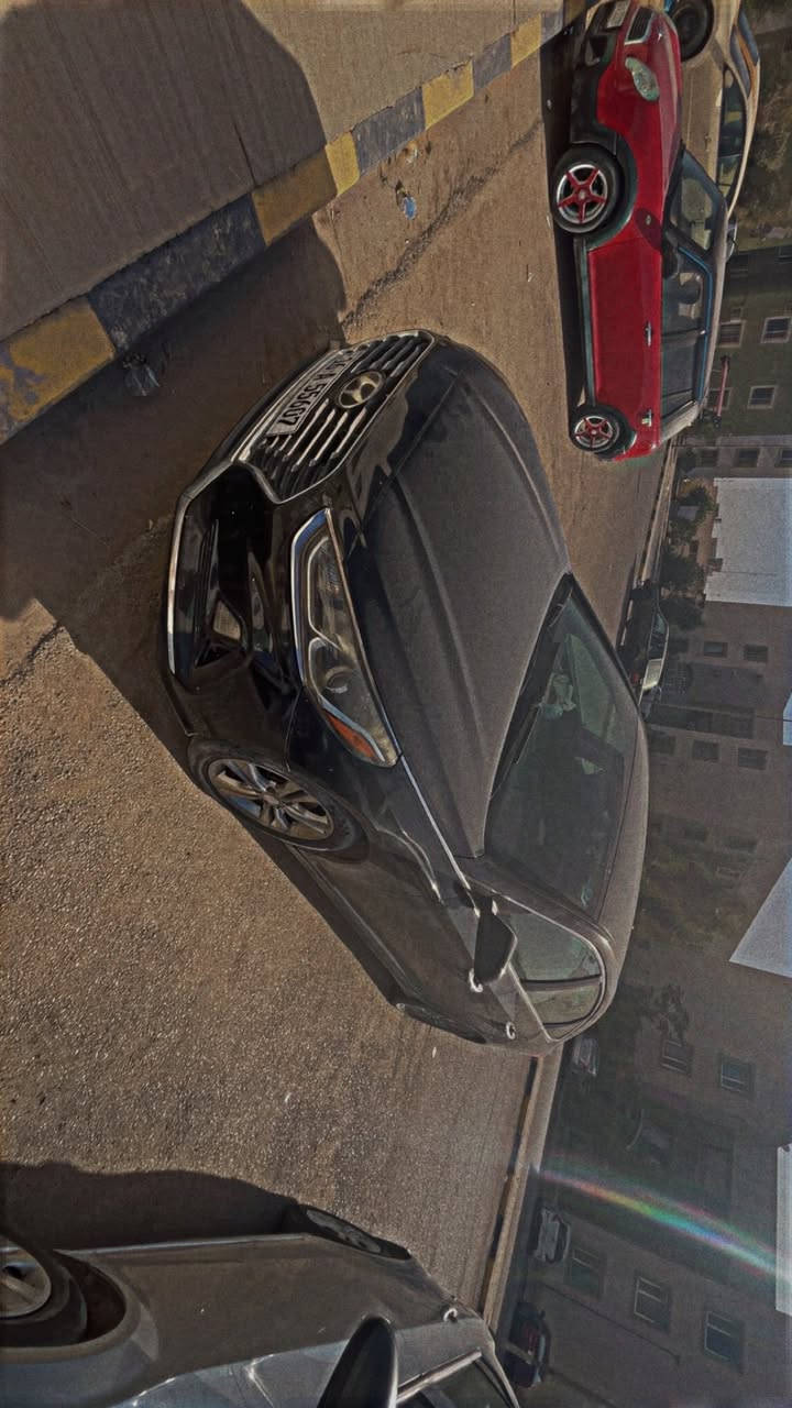 سوناتا وارد 2018 رقم قادسية انكليزي
صور الحادث مرفقة (دون تغيير اي قطعة) مع عدم وجود قطرة صبغ . مع ملاحظات بسيطه  وخيط تبخير
……….
🚙 محرك 2400 GDi .
🚙 تحكم ستيرن .
🚙 شاشة .
🚙 كاميرا خلفية عند الرجوع .
🚙 3 انظمة للقياد .
🚙 رادار مري نقطة عمياء .
🚙 بصمة صيني (ترحيب ، قفل ذاتي ، تشغيل عن بعد) .
🚙 ماشيه ٨٧ آلف قابل للزيادة .
السعر  ١٣٢ وبيها مجال بسيط
………
للاستفسار  / ‭ ***********
