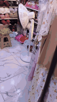 السلام عليكم رفوف كوز متك للبيع الاستفسار اتصل على الرقم ***********
