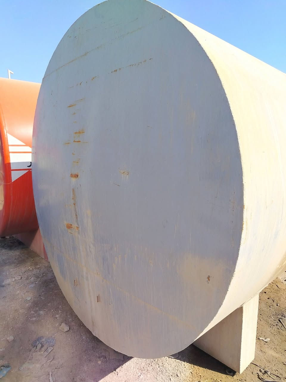 سلام وعليكم من رخصت أدمن عندي تانكي 20 ألف مستعمل شي قليل مكاني بغداد جرف النداف ***********
