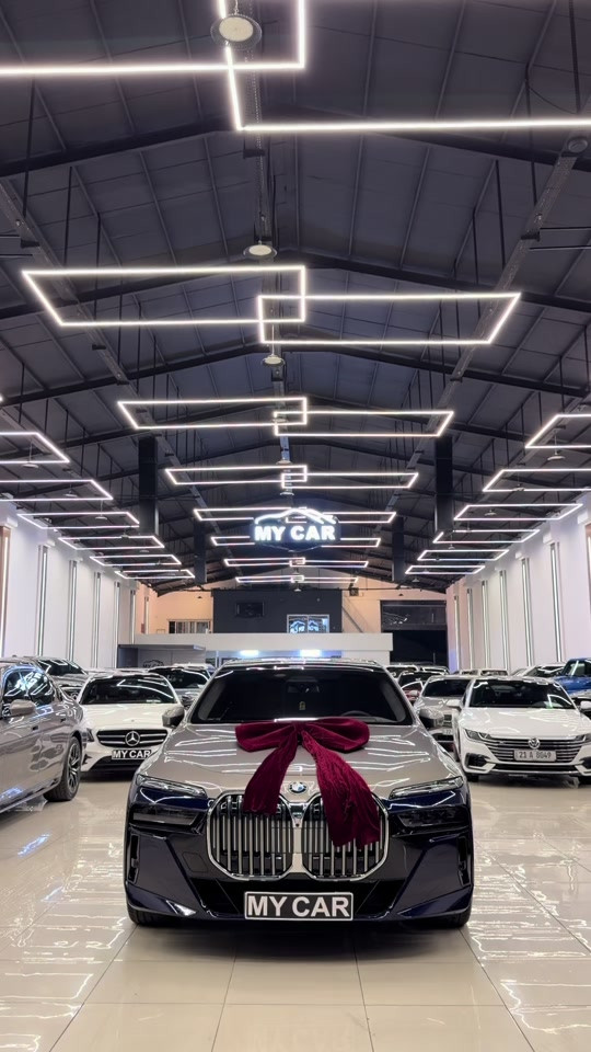 NEW BMW 760 2024 FULL 2 color #mycariraq #fyp #iraq 


**إذا كنت صاحب هذا الإعلان وتريد حذفه لأي سبب، رجاءا أرسل رسالة إلى الدعم الفني**
