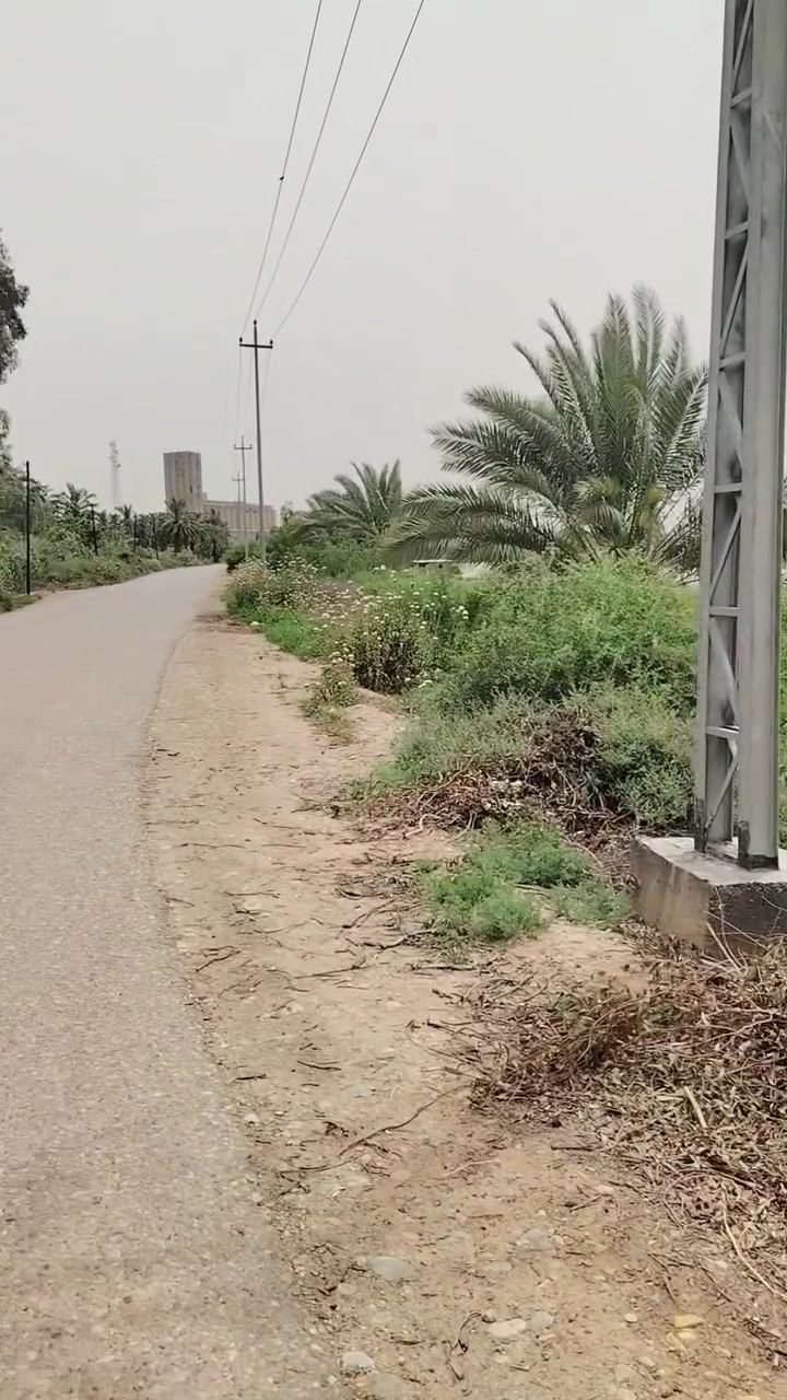 السلام عليكم يعلن مكتب الكوخ للعقار عن بيع 16 دونم طابو زراعي تحويل مباشر باقي التفاصيل داخل الفيديو للإستفسار مراجعة مكتب الكوخ او الاتصال على الأرقام التاليه
***********
***********

