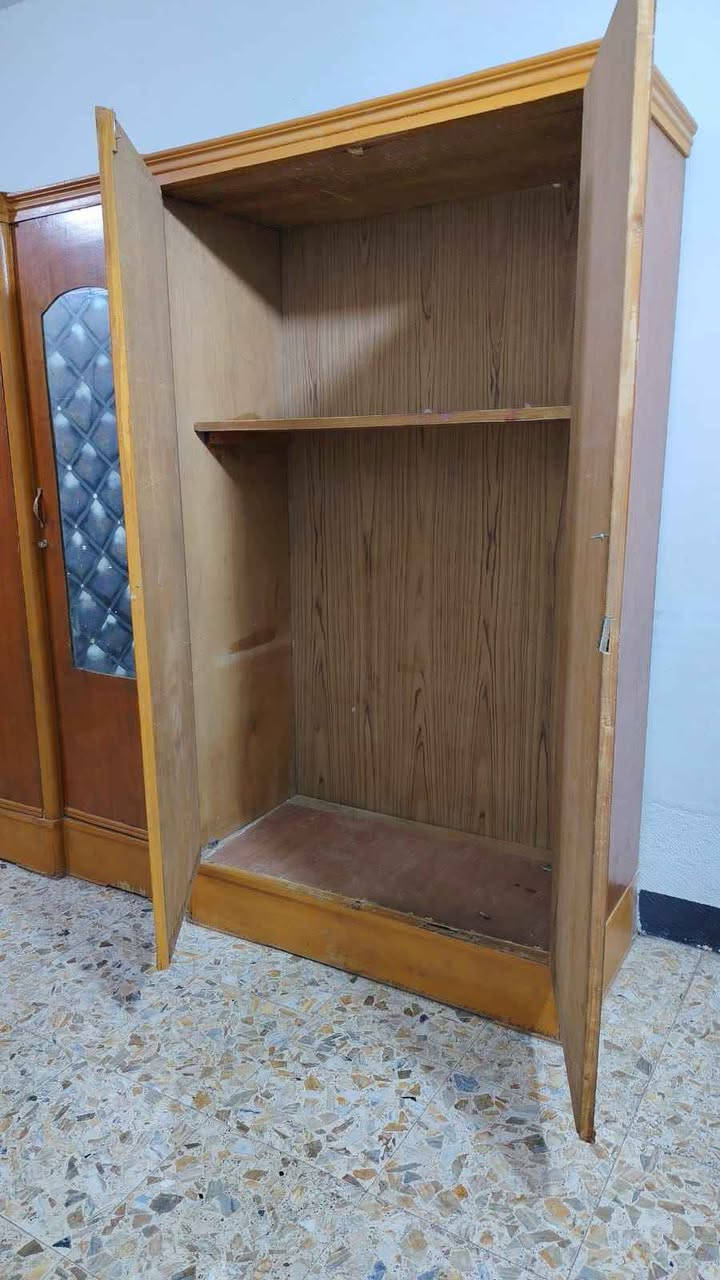 السلام عليكم عندي كنتور 5ابواب نضيف مستعجل على بيعته 185نضيف كلش شراي يتصل مامتواجد على الخاص اتصل على رقم***********مكاني نجف شارع المطار الشراي معروف يتصل على رقم النجف, العراق
