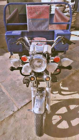 عمي سلام عليكم ستوتة اللبيع.السعر           2500 2023 ***********
