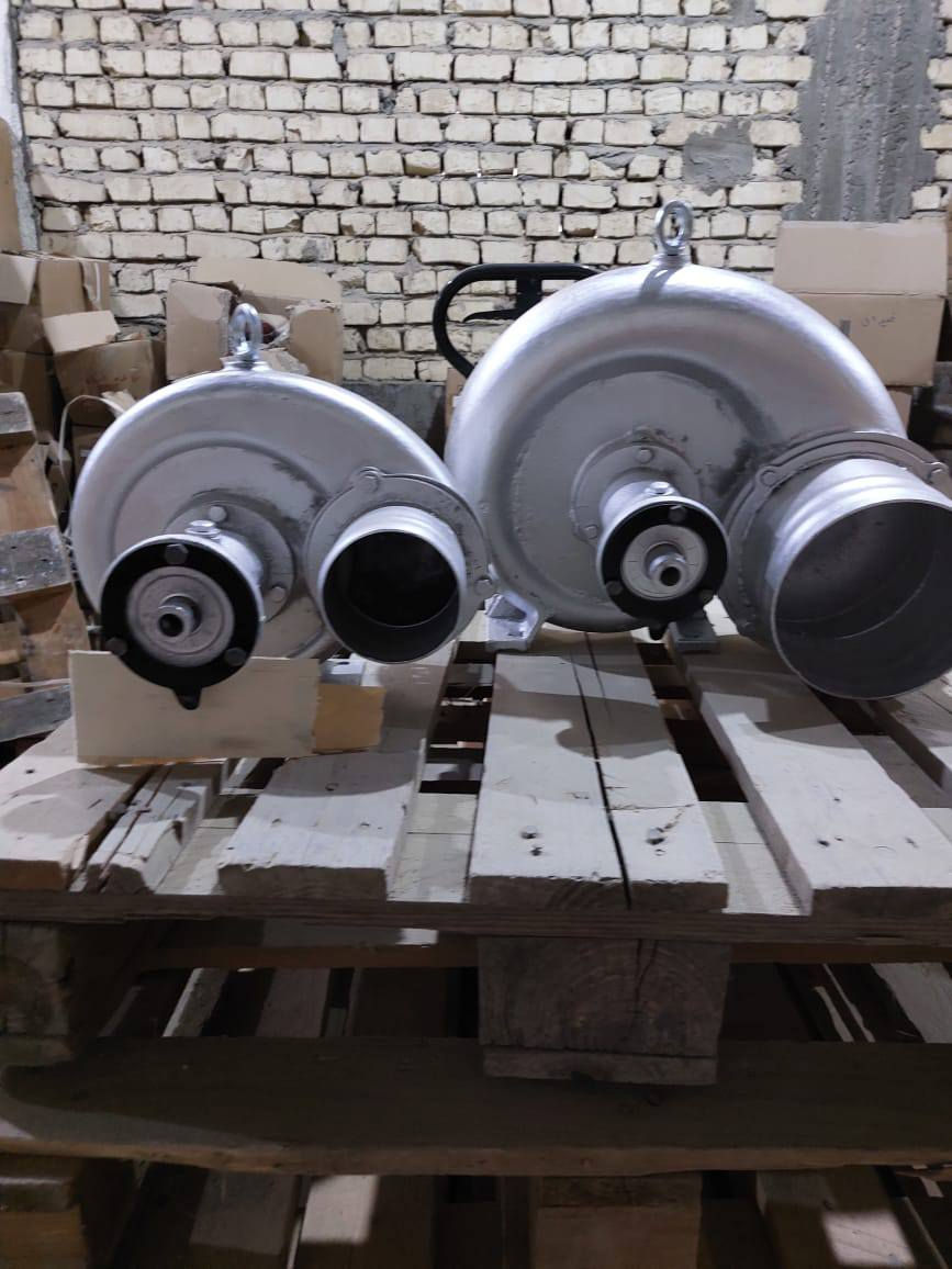 السلام عليكم ورحمه الله وبركاته
خنزيرة ام القمجي تايلندي الصنع
حجم 8*8 و 6*6 و 4*4 
سعر مناسب كفاءه عالية انتاجة كبيرة قطع غيار متوفره وصيانه سهله تكدر انت بالبيت تصلحه ماتكلفك اكثر من 25 الف فوك كل هذه ضمان سنة والافضل بعد من كل هذه تشتغل على ماطور بانزين الروبن واذا عندك كهرباء تشتغل على دينمه حجم 5.5 حصان او 7.5 حصان سنكل او ثري فيز وتكدر تربطه اثنين على الكاردن مالة التركتر مثل ما موضح بالفديو او تكدر تربط اثنين عالمحرك الواحد للاستفسار والطلب تواصل مع الرقم *********** يوجد توصيل لباب البيت
