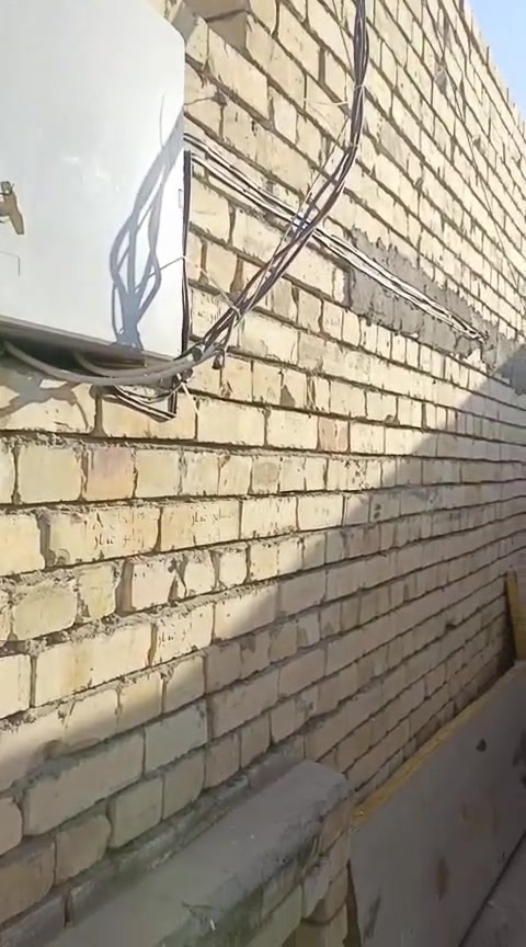 مكلف بالنشر
مشتمل ١٠٠ م واجهة ٥ ونزال ٢٠ بناء حديث جدآ .. رفت ٣٠ . طابوق جمهوري ..
غرفة نوم صالة كبيرة حمام ومنور ومطبخ .. استقبال نقص ( ٥ سوف جانبية) فرمستون وسقف ودرج مثل ما موضح بالفيديو .. حي النصر / حي دجلة شارع المدارس قبل الافرع الأخيرة .. زراعي سند ٢٥ .. السعر 45  مليون وبي مجال .. للاتصال على الرقم
***********