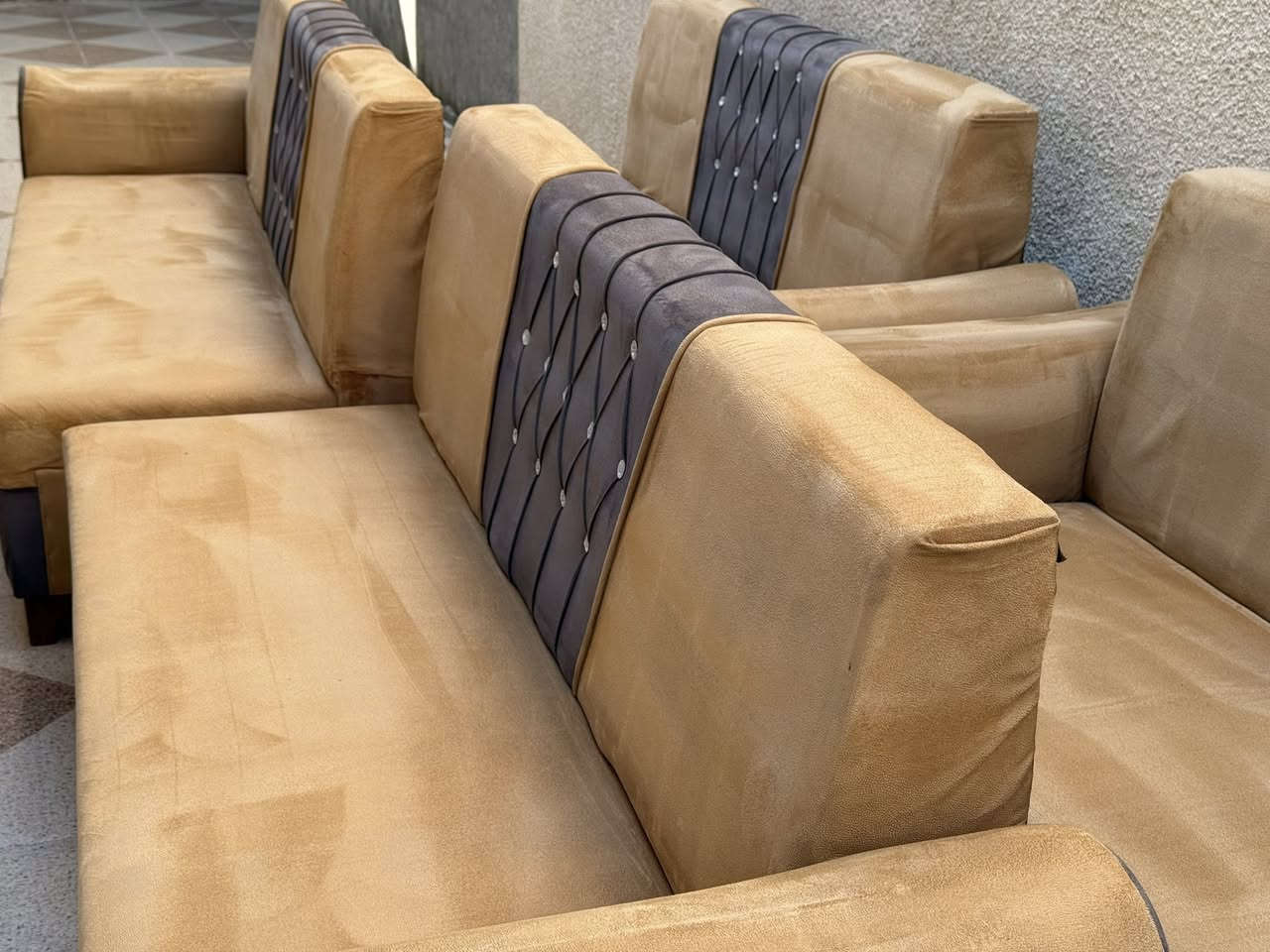 شركة الدجيل كلين لغسيل السجاد الاوتماتيكي والخدمات العامة
نقدّم لكم خدمات تنظيف متكاملة باحترافية عالية وجودة مضمونة، لنوفّر عليكم الوقت والجهد ونمنحكم بيئة نظيفة وصحية.

خدماتنا تشمل:
 • تظيف السجاد باحدث الاجهزة الاوتماتيكية
 • غسل وتنظيف القنفات الموقعي بأحدث الطرق
 •تظيف جميع المفروشات دواشك بطانيات ستائر 
تظيف السيارات من الداخل 🚗 باحدث الاجهزة 
خدمة استلام وتسليم مجانا من والى البيت 🏯
 

لماذا تختارنا؟
 • كادر مدرّب وموثوق
 • التزام بالمواعيد والدقة في العمل
 • استخدام مواد تنظيف آمنة وفعّالة
 • أسعار مناسبة وخدمة ترضي جميع الزبائن

راحتكم ونظافة منزلكم هي أولويتنا 
للاستفسار والحجز يرجى التواصل معنا.
والاتصال ***********
