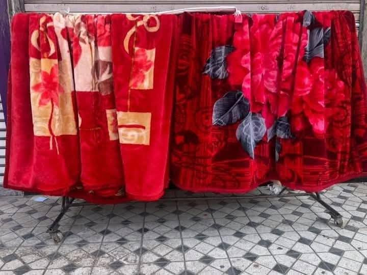 🚩 خِدِمتكم شرف.. وزيارتكم بركة
إلى خدام زوار "راهب آل محمد" الإمام موسى بن جعفر (عليه السلام) في واسط العزيزة..
يعلن (مكوى خالد الزركاني) عن مبادرة خاصة لدعم المواكب الخدمية:
✅ غسل السجاد (الزوالي) والبطانيات الخاصة بالمواكب
✅ بخصم 50% (نصف القيمة فقط)
هذا العرض مخصص لأصحاب المواكب وخدام الزوار الكرام مساهمةً منا في نيل شرف الخدمة.
📍 العنوان: العزيزيه / عمارة السفينه
📞 للتواصل: ***********
عظم الله أجورنا وأجوركم، ورزقنا الله وإياكم شفاعة باب الحوائج.
