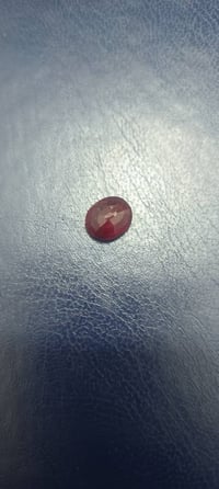 ياقوت افريقي • حجر كريم