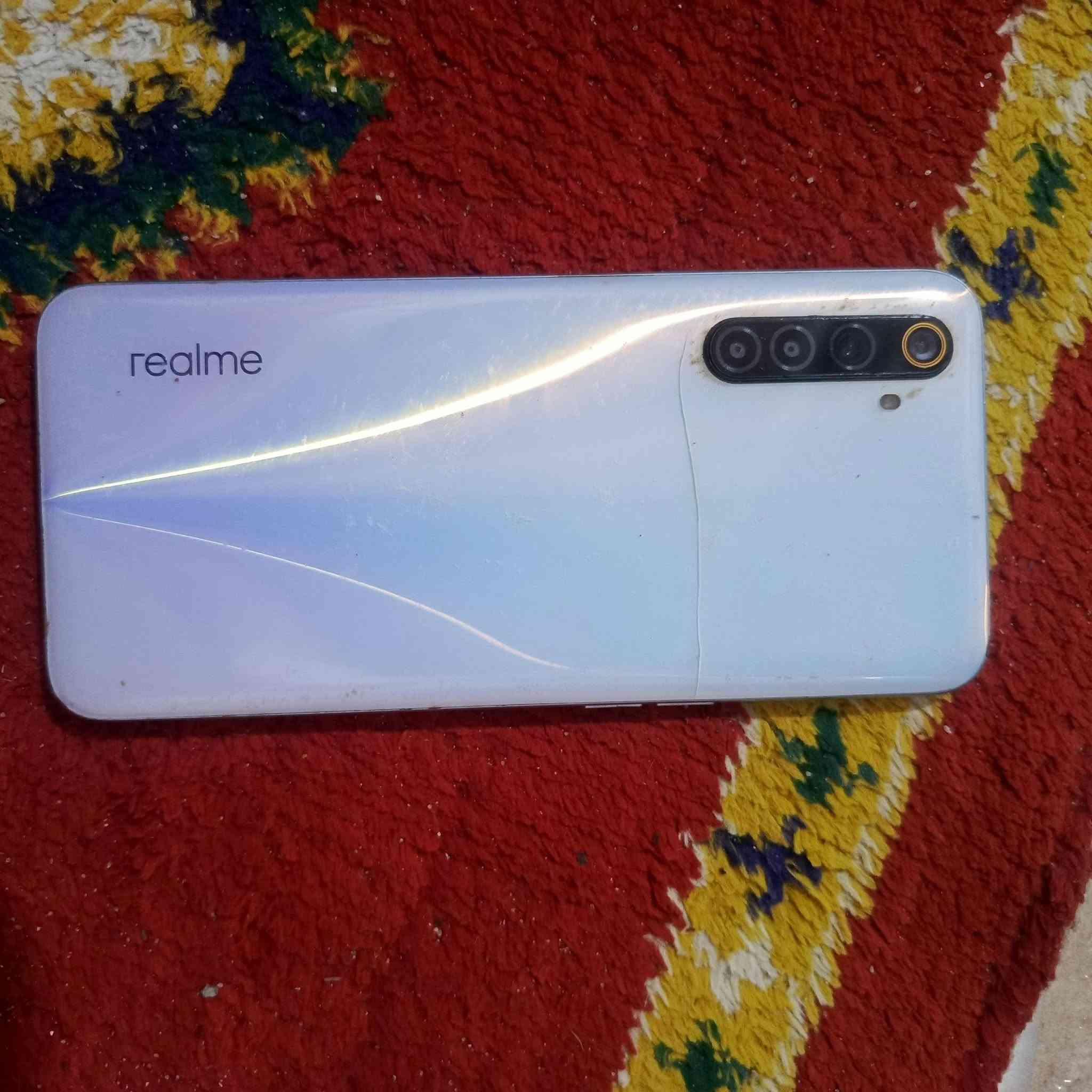 جهاز ريمل 9 نضيف بي  بس كسره بل ضهر سعره 180 الف شراي يراسلني


**إذا كنت صاحب هذا الإعلان وتريد حذفه لأي سبب، رجاءا أرسل رسالة إلى الدعم الفني**