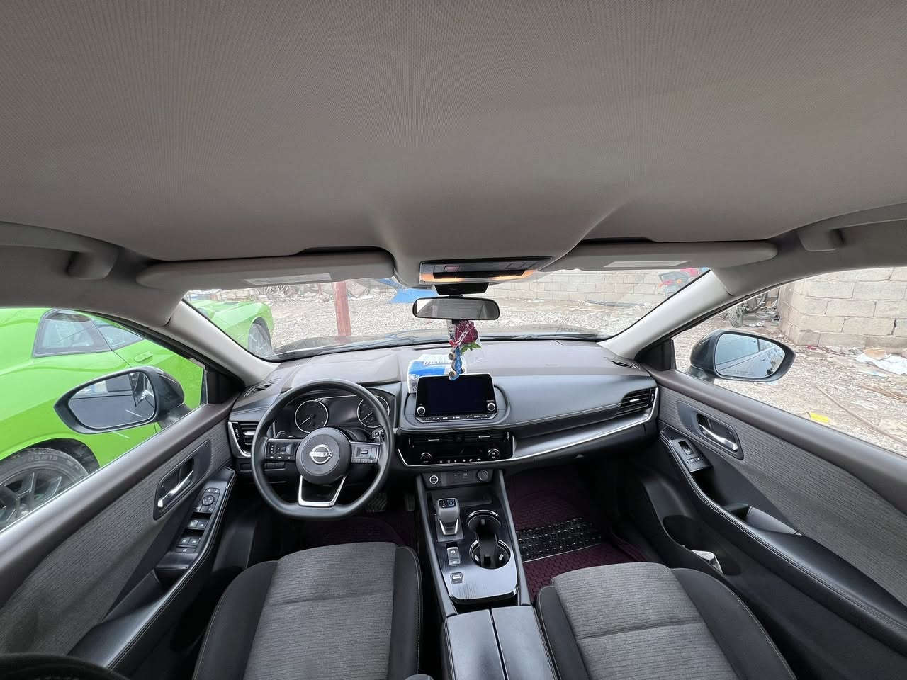 نيسان روج موديل 2022 
رقم اربيل بسمي شاشه تحكم ستيرن رادار امامي رادار خلفي حساسات خلفيه توقيف ذاتي شاشه جبيره كامره دواره اربع ابواب بصمه صندوك بصمه كير محرك مكفولات ترايك للبصره 
حادثهه باب خلفي فقط الباقي كفاله اكفلهه حته من الشخط السعر 160 وبيهه مجال رجآ المو شراي خل يعبر المنشور  مكاني ديالى الخالص سراجق
***********
