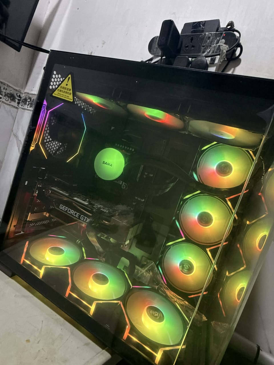 السلام عليكم - تجميعة اكستريم حلوة و مرتبة و ابيعها بفلوسها

CPU I7 6800K معالج اكستريم وليس عادي (جديد)

+ تبريد مائي 360 من براند ساما مستخدم بحالة ممتازة جدا (اخو الجديد )

M.B اعلى فئة من مشينست و اكبر حجم X99 PRO  (جديد)

GPU GTX 1660 TI (مستخدم)

RAM DDR4 16X2 32GB 3200MHZ (جديد)

M.2 GEN3 128GB (جديد) (WINDOWS 11 PRO)

PSU 1000W GOLD +80 (جديد)

CASE عملاق وفخم و جددددييييد البارحة اشتريتة و شديتة
Jungle Leopard AC-01 Mid Tower ATX Gaming Black
7 مراوح و هب من براند ايگو جديد

ادبتر usb 3.0 يحتو على 7 منافذ

ادبتر واي فاي و بلوتوث

التجميعة اكثر القطع جديدة و البارحة جهزت و تم تعريف القطع و التحديث و جاهزة بدون اي مشاكل

السعر 550.000 

الضمان شهر
يشمل الضمان الخلل التقني فقط
 وليس الكسر او سوء خدمة الكهرباء
و الضرر من طرف المستخدم


**إذا كنت صاحب هذا الإعلان وتريد حذفه لأي سبب، رجاءا أرسل رسالة إلى الدعم الفني**