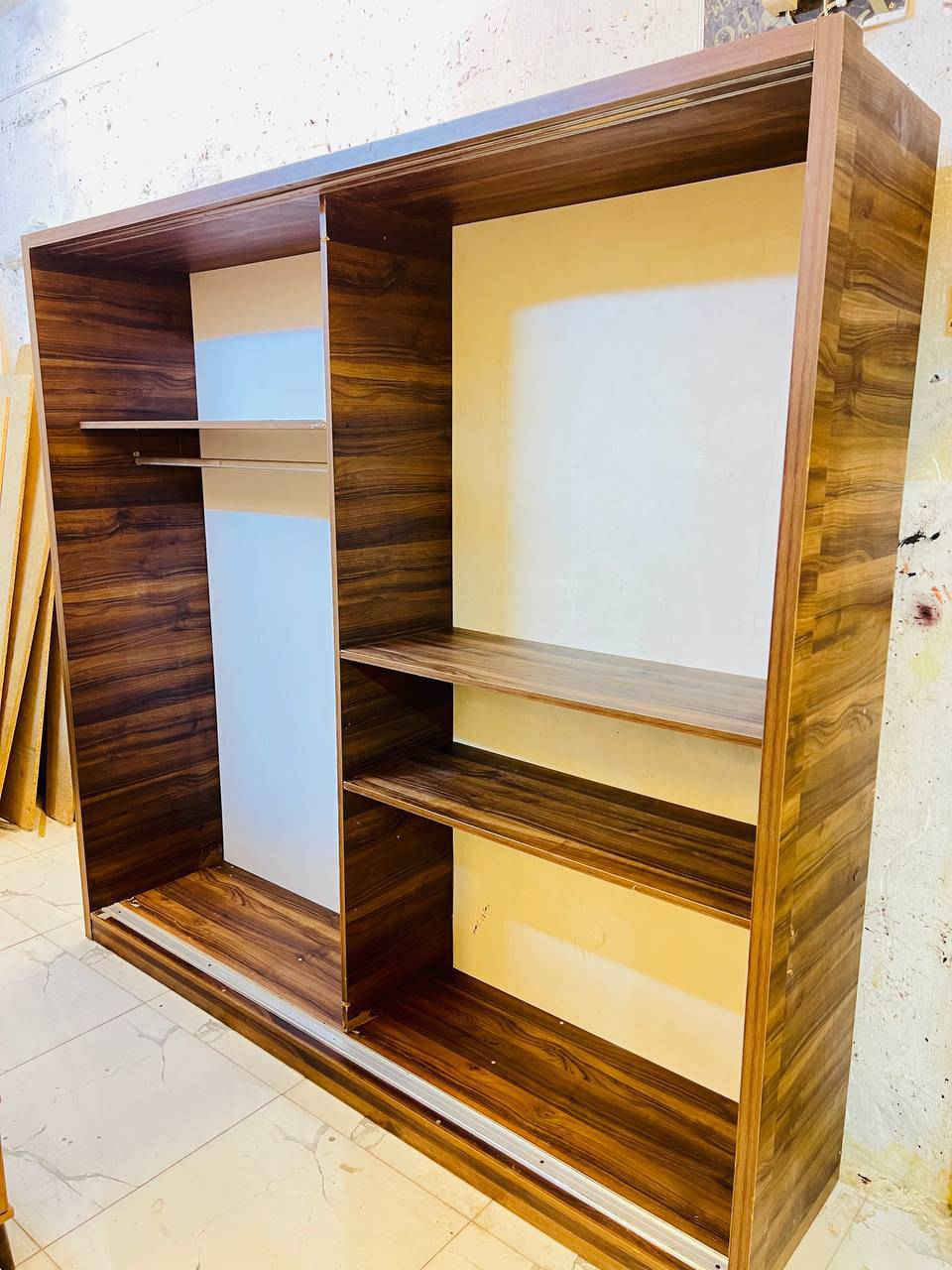 غرفه نوم تركي 🇹🇷 
5 قطع نضام سلايت 
نضافة 90 💯 سعر 450 
مع شد ونقل مجاني 🧑‍🔧🚚


**إذا كنت صاحب هذا الإعلان وتريد حذفه لأي سبب، رجاءا أرسل رسالة إلى الدعم الفني**